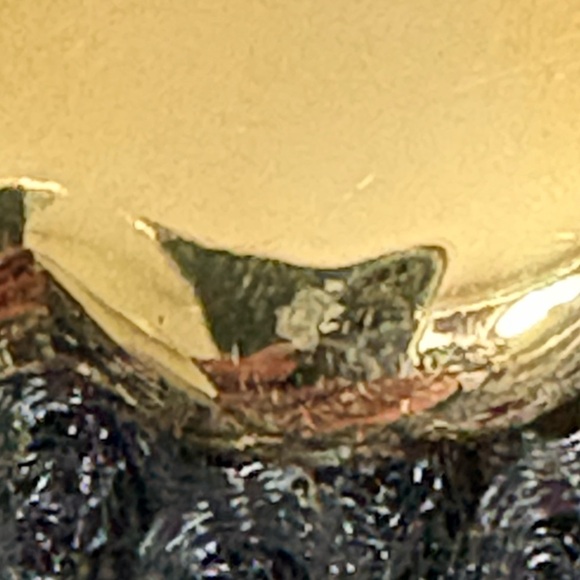 Vintage Gold Tone Apple Brooch Pin - Classic & Sweet - Picture 9 of 9